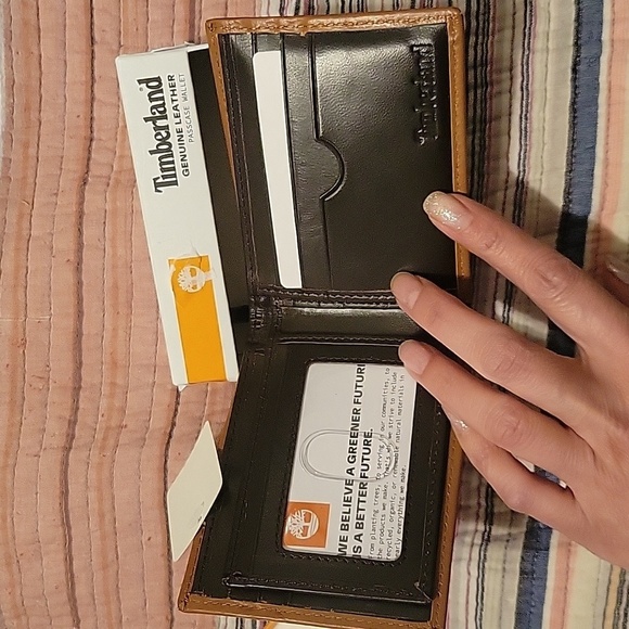 Timberland Men's Genuine Leather Passcase Wallet NWT - Picture 5 of 8